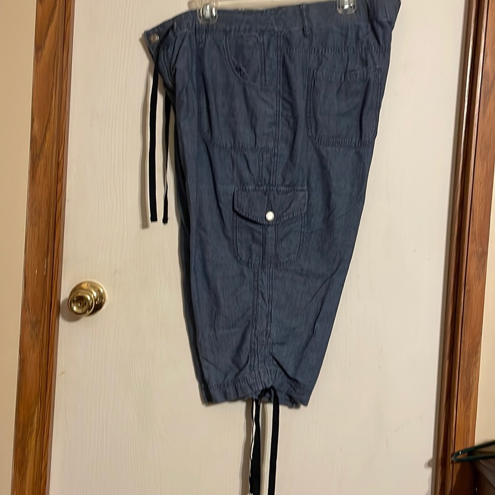 Faded glory cropped pants